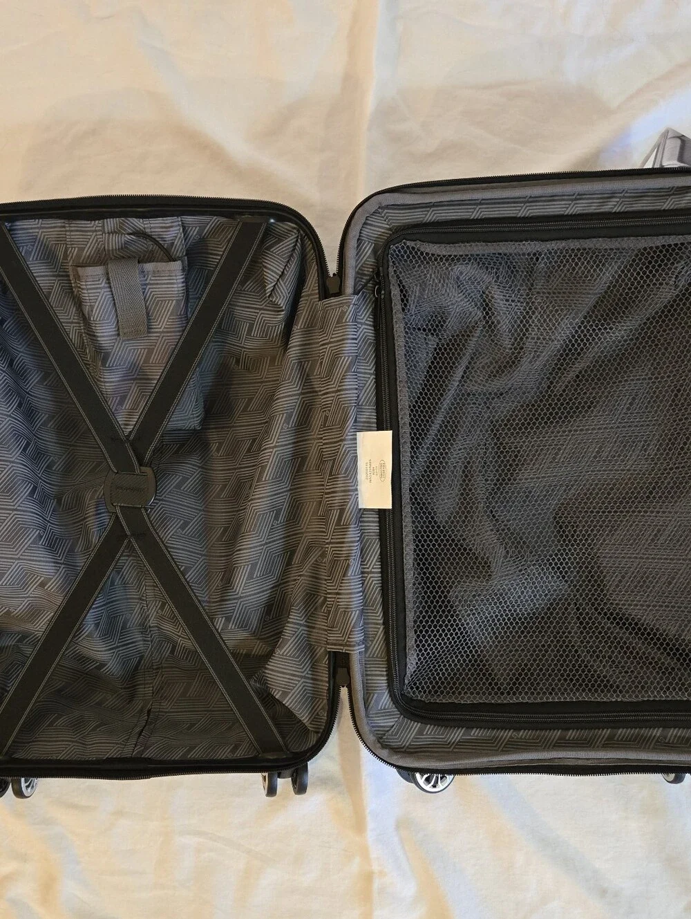NWT Samsonite Centric 2 Hardside Expandable Spinner 2pc Set Olive Green 20/24in